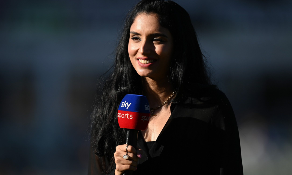 Zainab Abbas, a well-known Pakistan cricket journalist, has apologised for her previous social media posts.