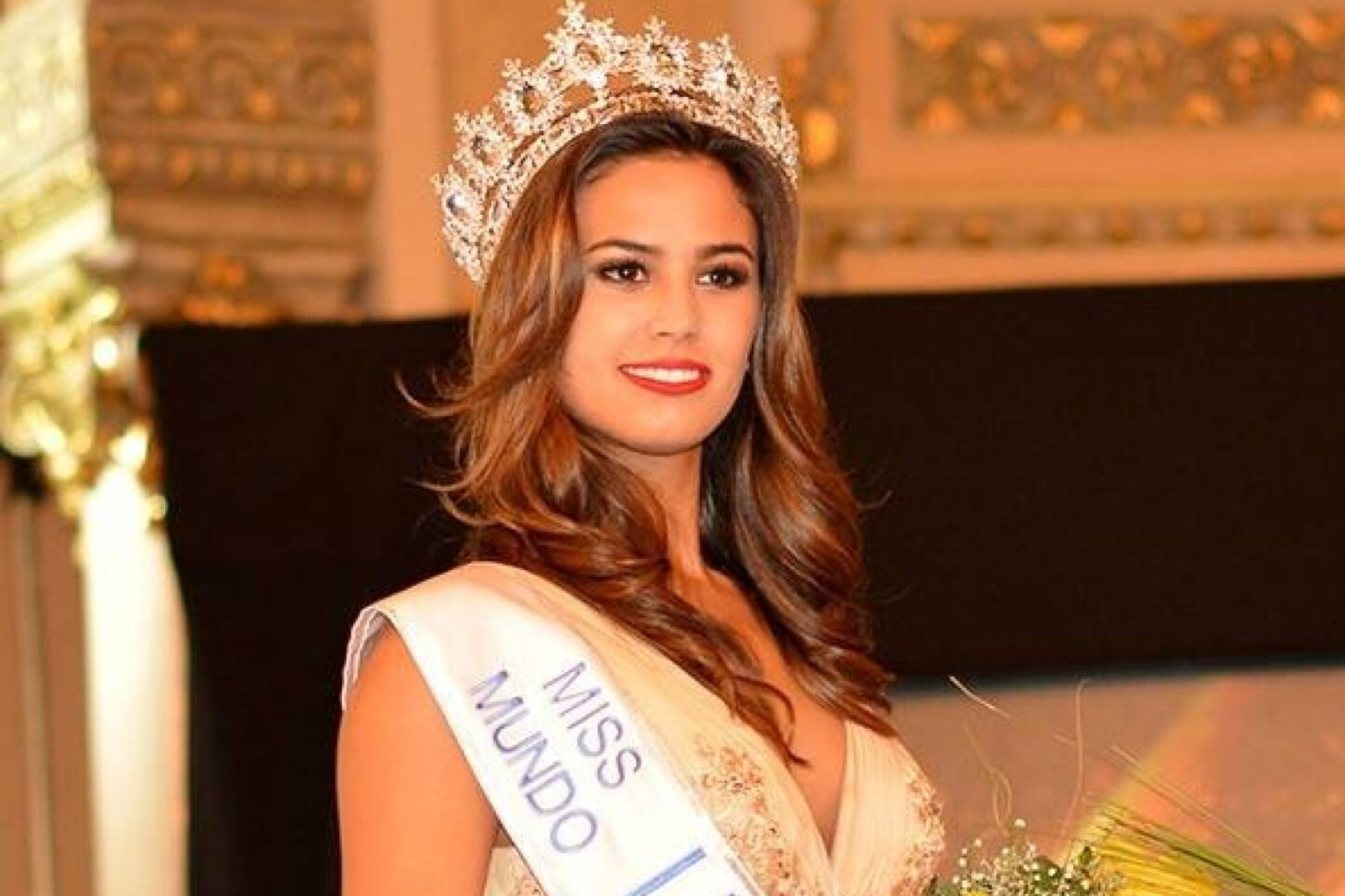 Sherika De Armas, a former Miss World contender who represented Uruguay in the 2015 edition of the beauty pageant, died on October 13th at the age of 26.